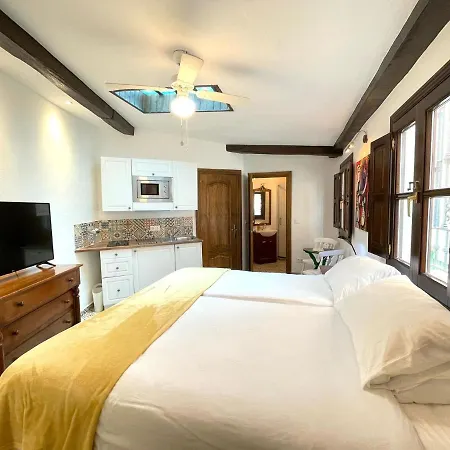 公寓 Casa Florestos - Studio Picasso Estepona Old Town *